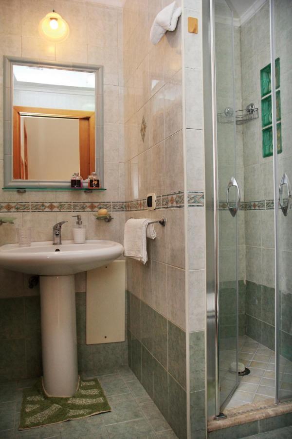 Double Room with Private Bathroom,1033349843:JPEG